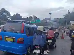Arus Lalin Menuju Puncak Bogor Padat di Pagi Hari Ini